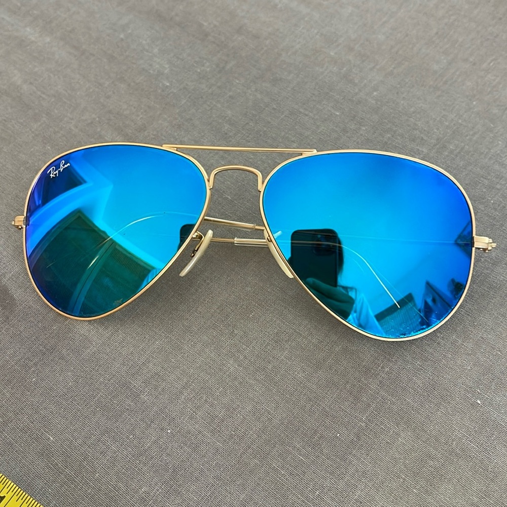 Rayban women aviator sunglasses with reflective blue lens — flash aviator